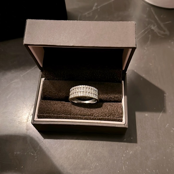 18k white gold and diamond ring. Size 10 men’s.